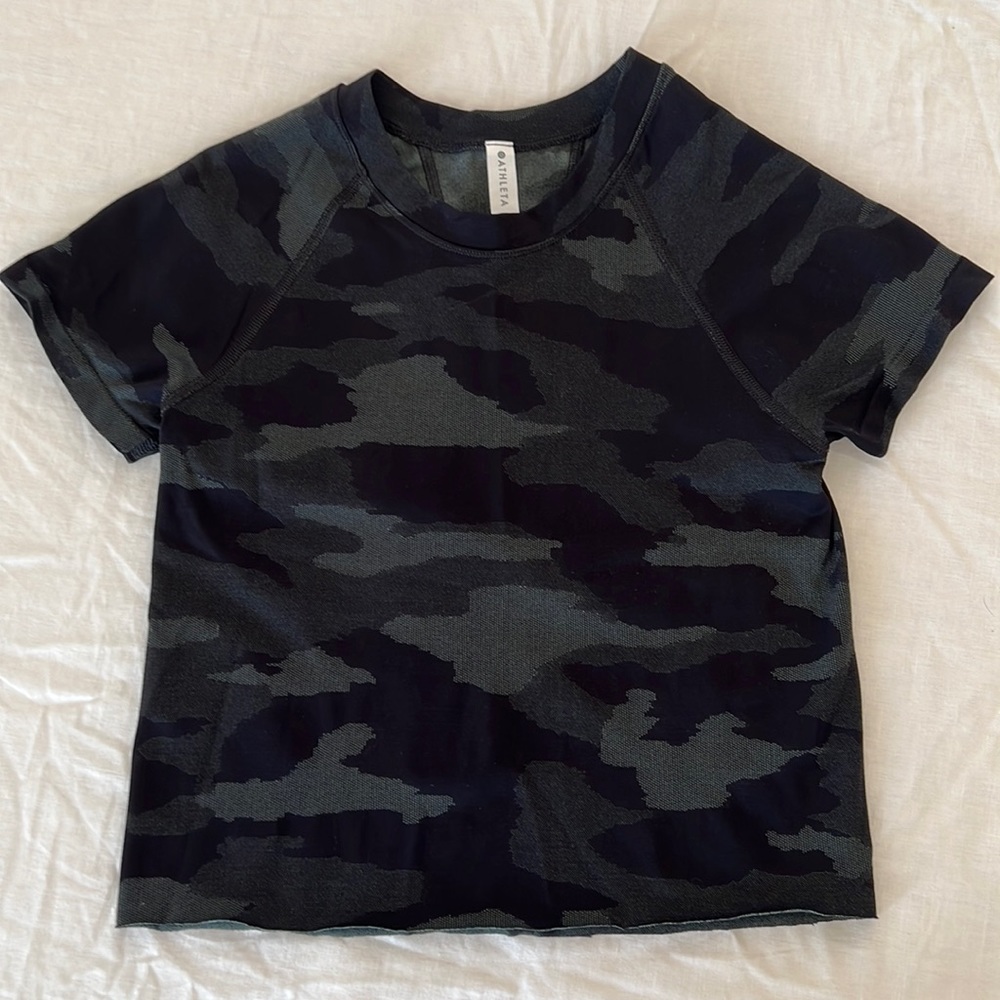 Athleta Short Sleeve Athletic Top